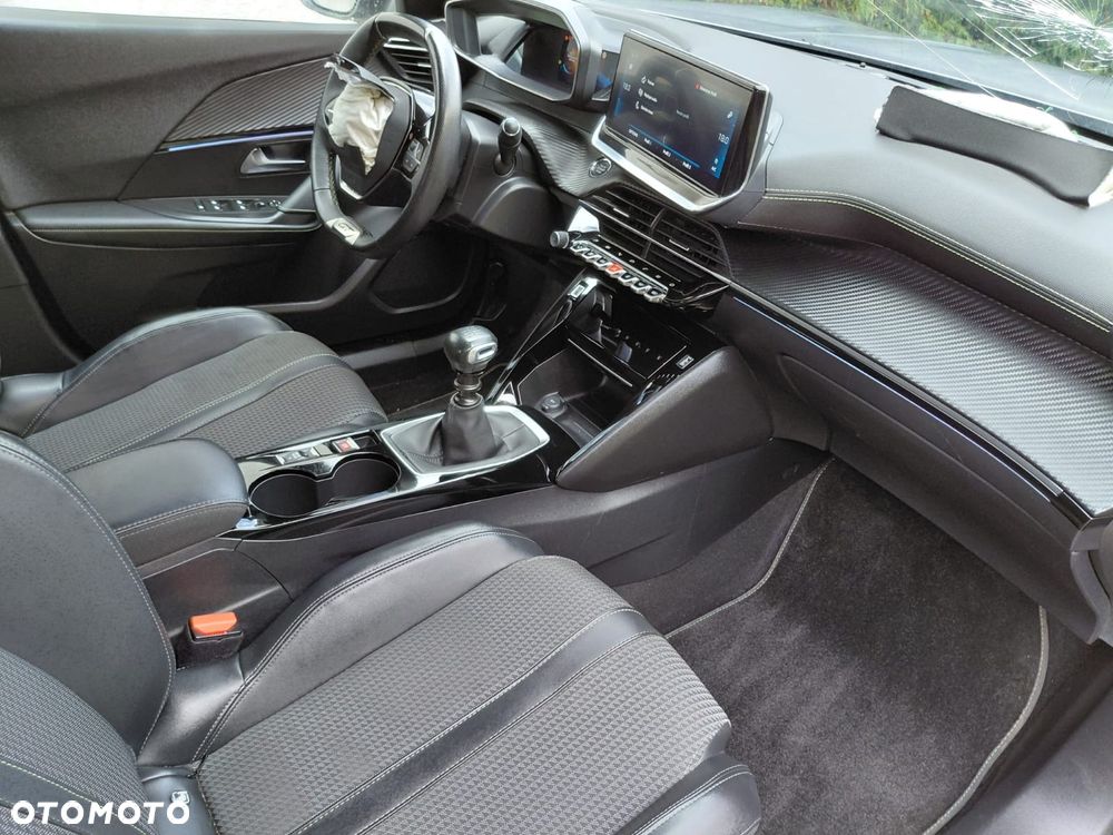 Peugeot 2008 1.2 PureTech GT Line S&S - 14