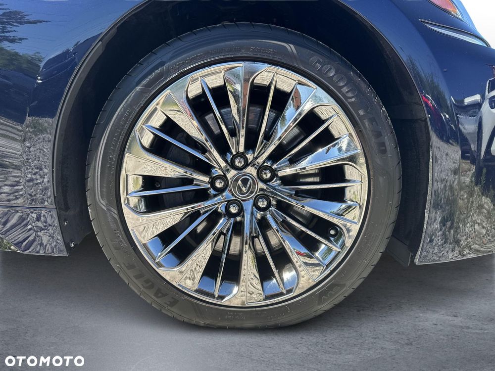 Lexus LS - 25