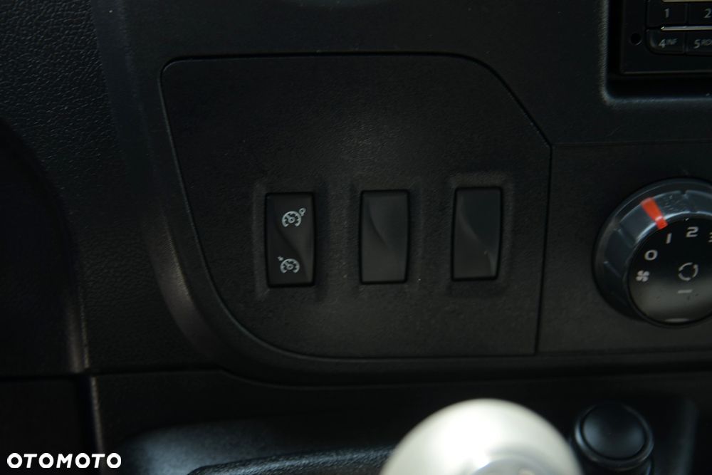 Renault MASTER 2.3 dCi 125KM * NISKI PRZEBIEG: 124000km * JAK NOWY! - 28