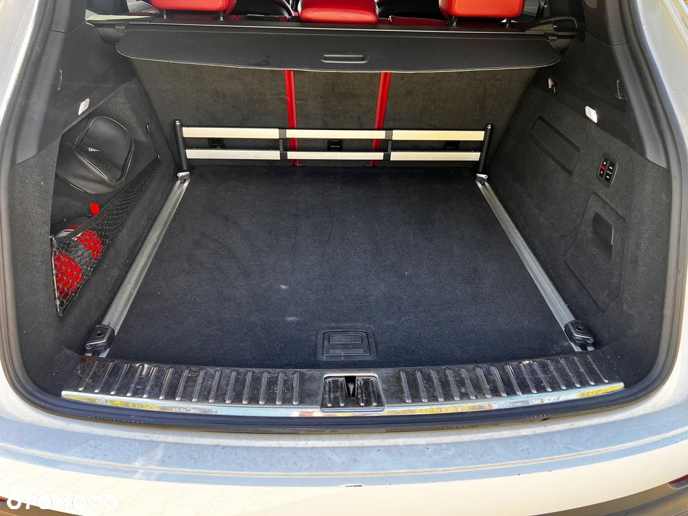 Porsche Cayenne S - 26