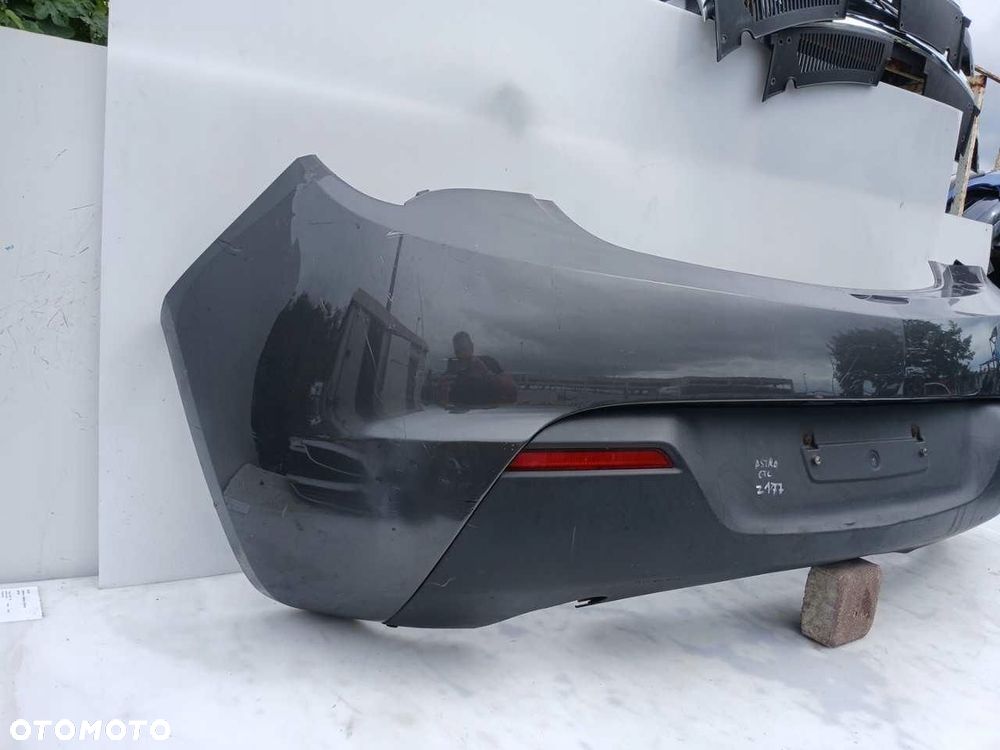 ZDERZAK TYŁ TYLNY OPEL ASTRA J 4 GTC SZARY Z177 13266075 - 4