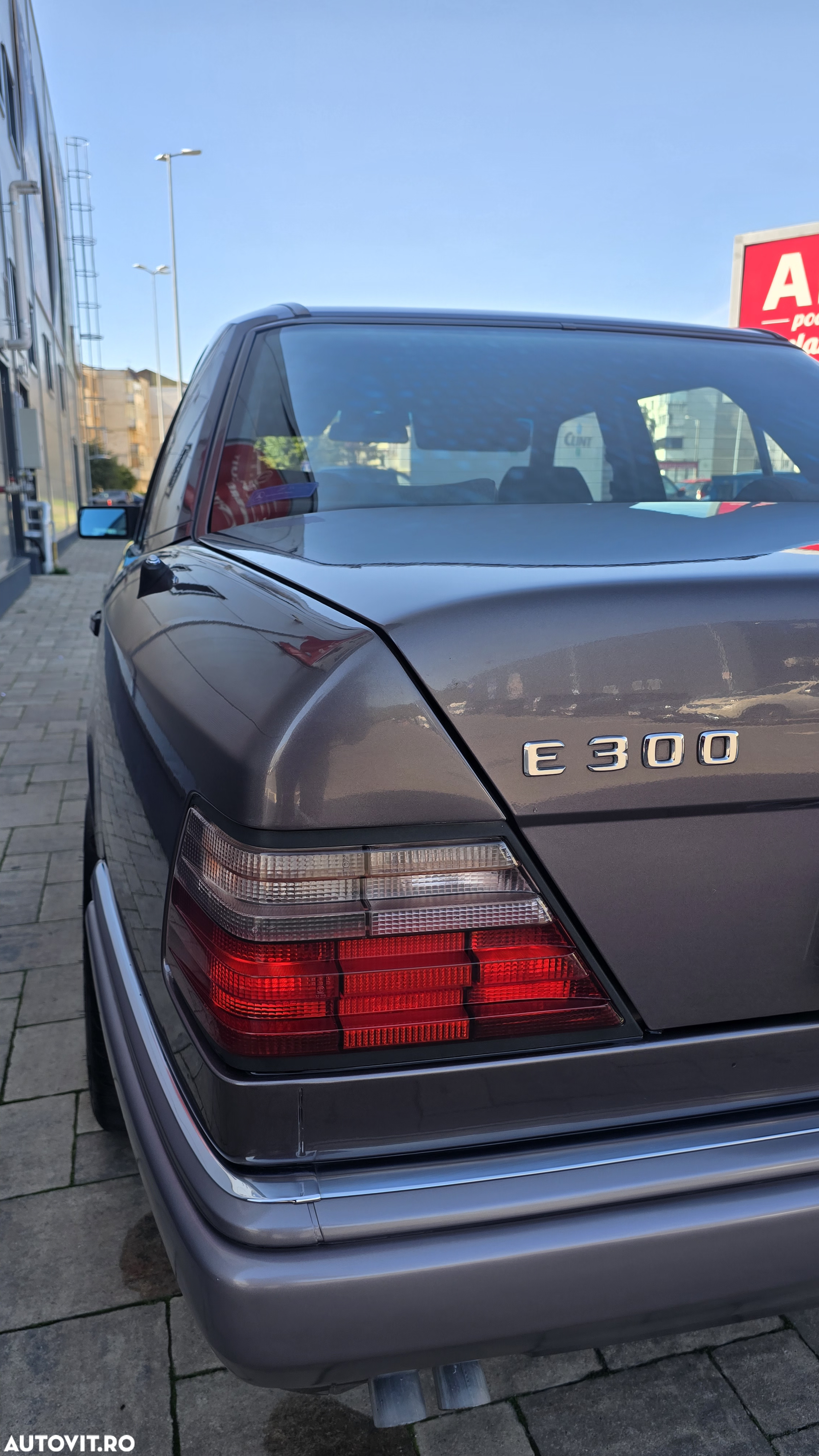 Mercedes-Benz W124 - 26