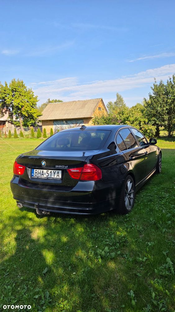 BMW Seria 3 320d xDrive - 3