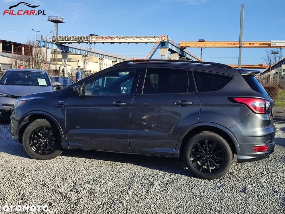 Ford Kuga - 31
