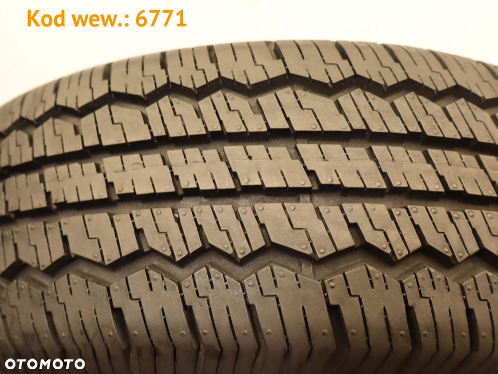 Hankook RA07 - 215/70 R15 - 8