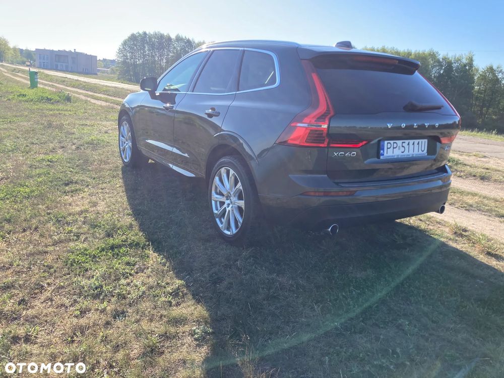 Volvo XC 60 T6 AWD Geartronic Momentum - 5