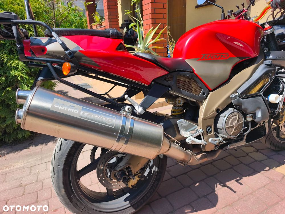 Aprilia Tuono - 8