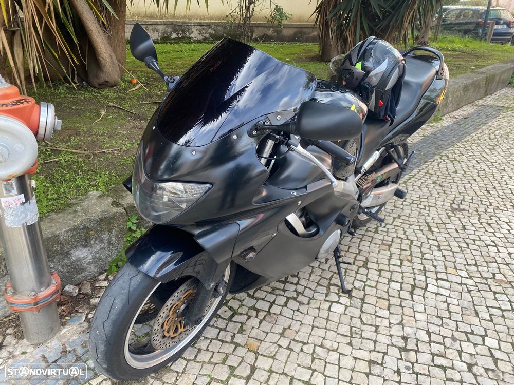 Honda CBR - 1