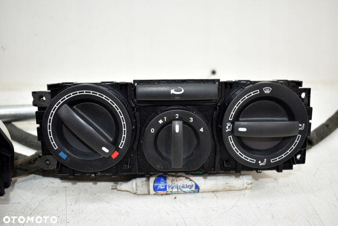 PANEL NAWIEWU OGRZEWANIA VW T5 07R 7H0819045F - 3