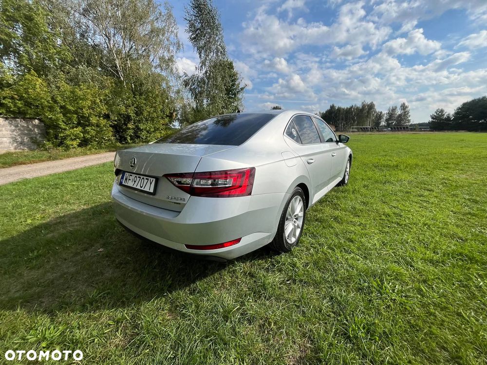 Skoda Superb 1.5 TSI ACT Ambition - 20