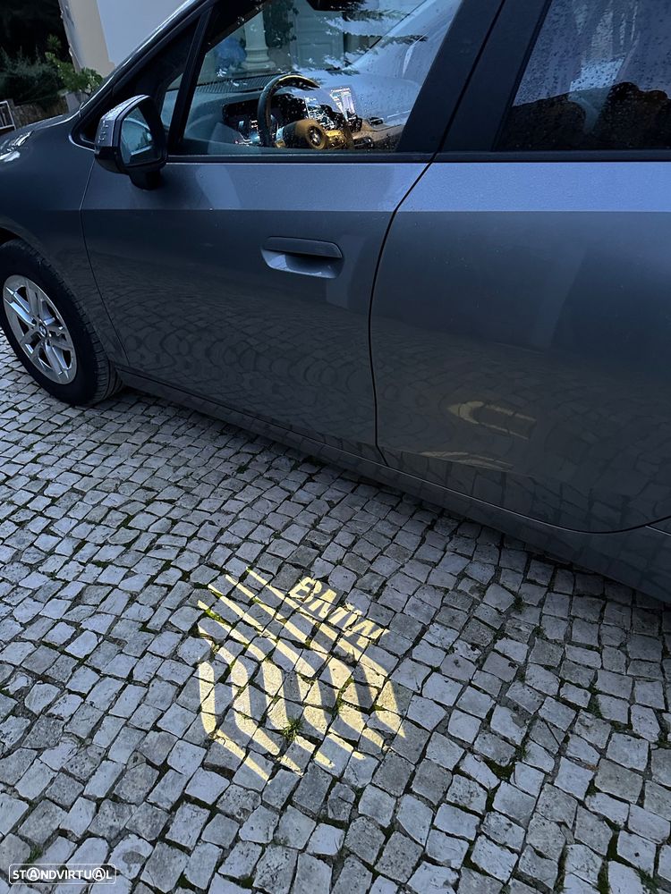 BMW 218 Active Tourer i Auto - 22