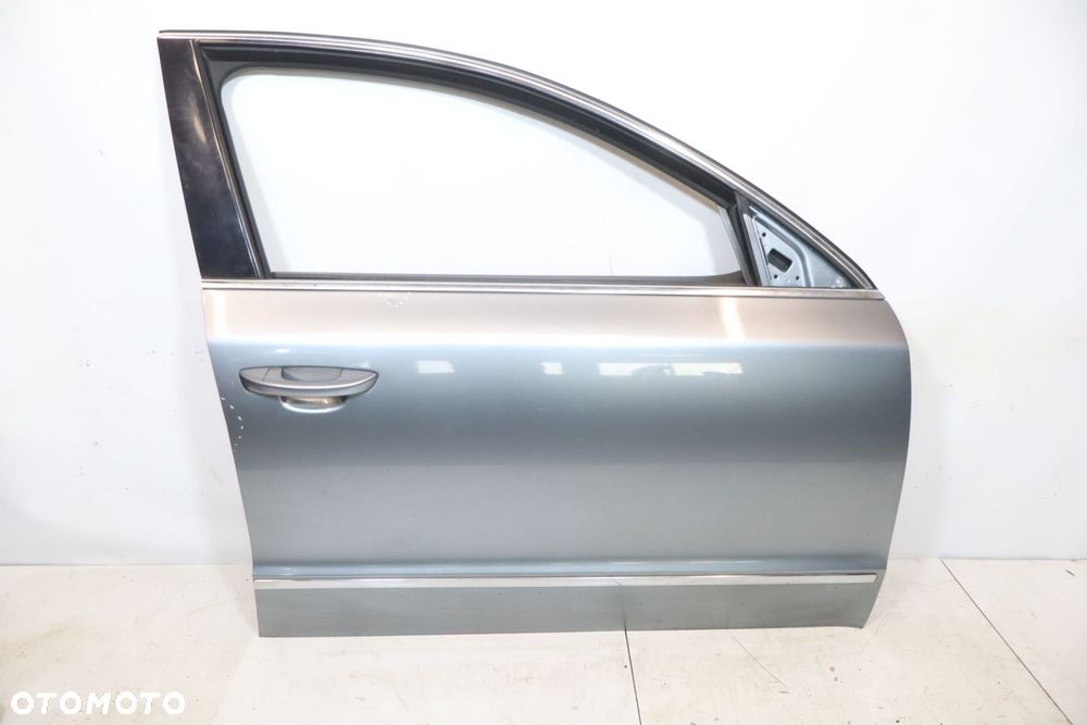 DRZWI PRAWY PRZÓD SKODA SUPERB II 9157 - 1