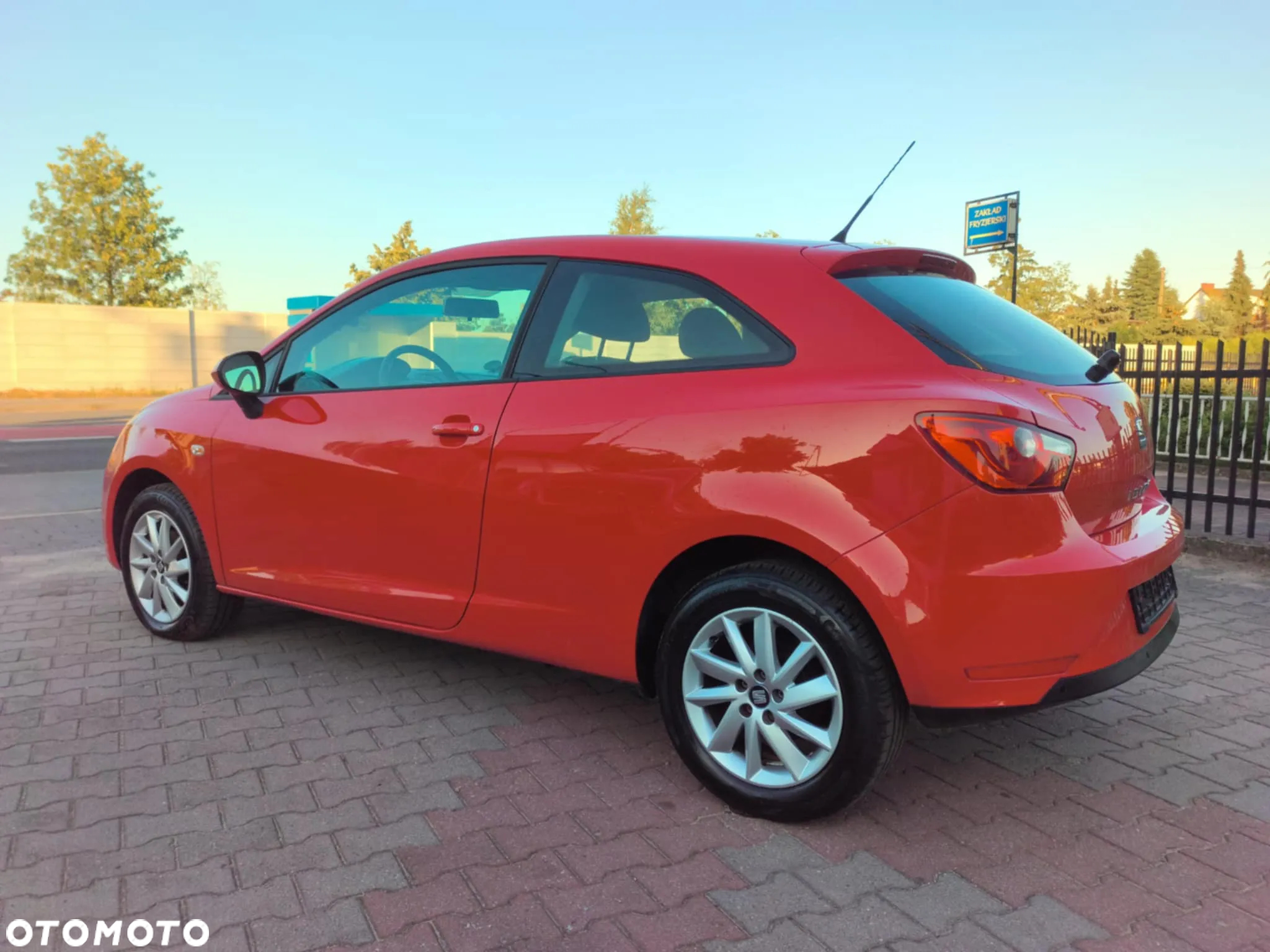 Seat Ibiza SC 1.4 16V Style Salsa - 9