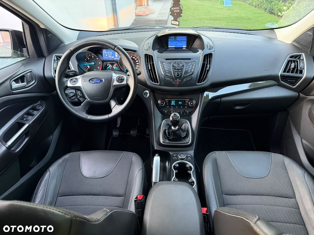 Ford Kuga 2.0 TDCi Individual - 24