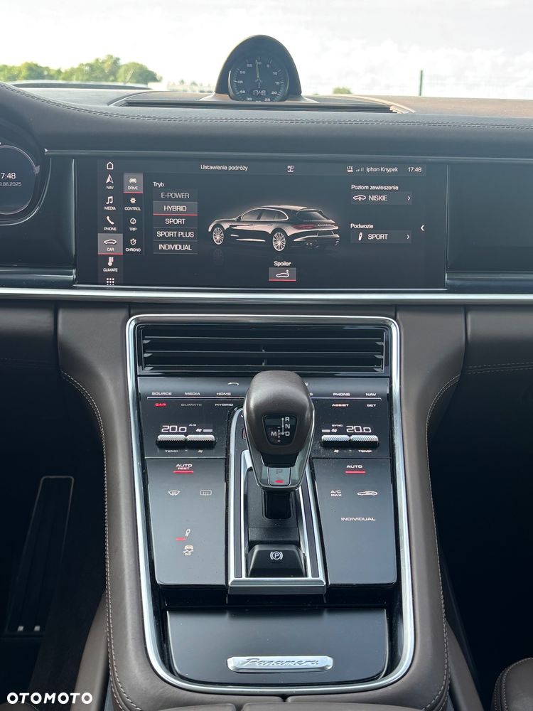 Porsche Panamera 4 Sport Turismo - 30