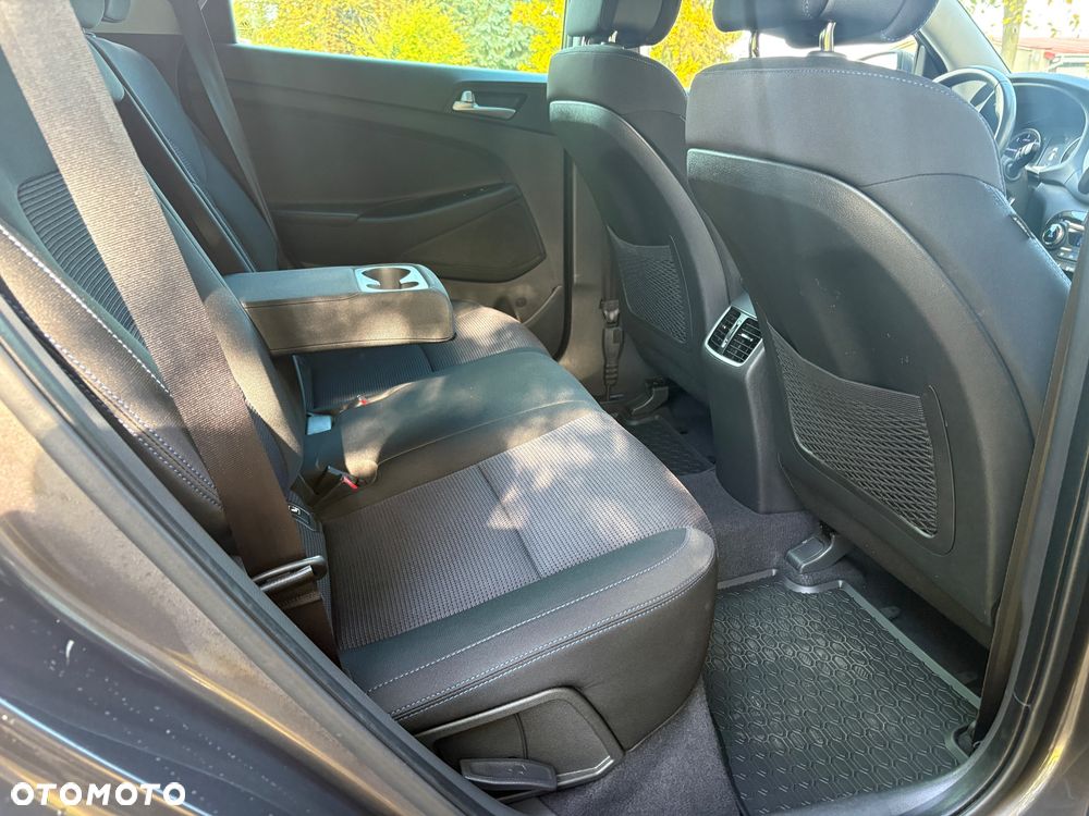 Hyundai Tucson 2.0 CRDI BlueDrive Comfort 2WD - 27