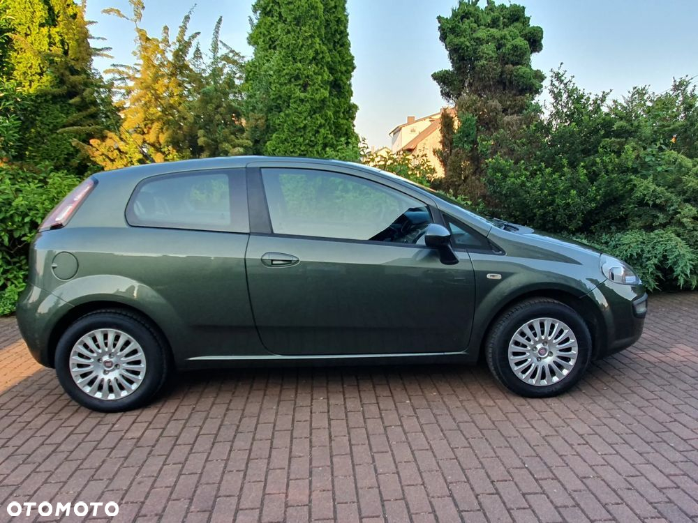 Fiat Punto Evo 1.4 8V Estiva Blue&Me Euro5 - 16