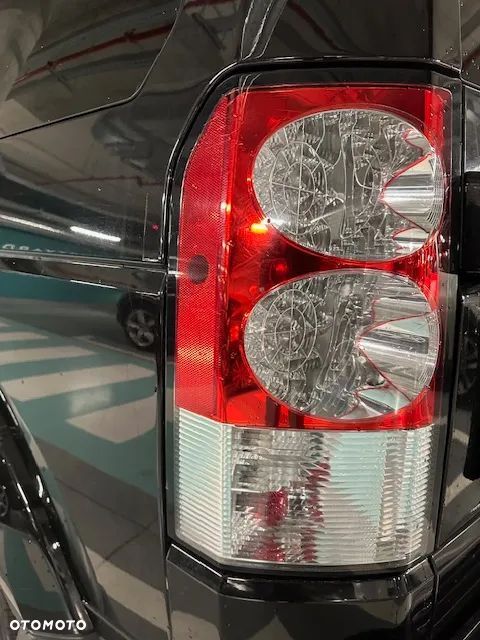 Land Rover Discovery - 13