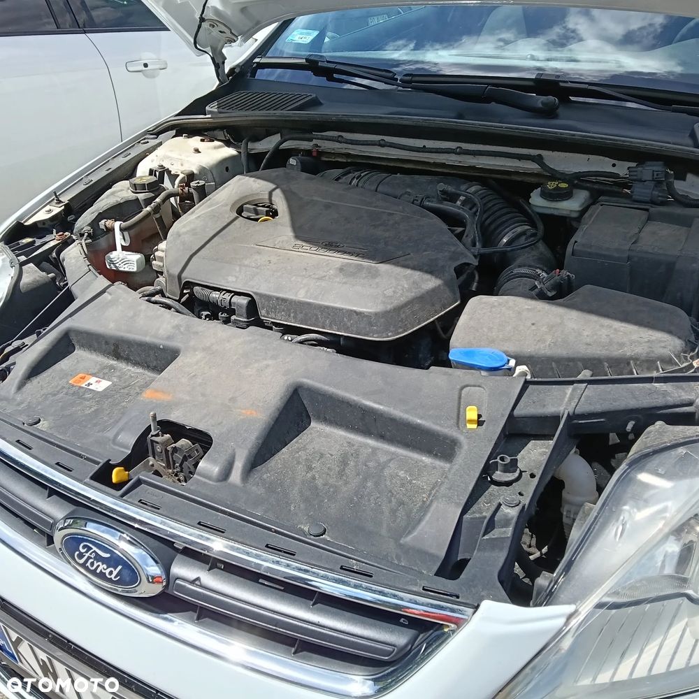 Ford Mondeo 1.6 T Ambiente - 11