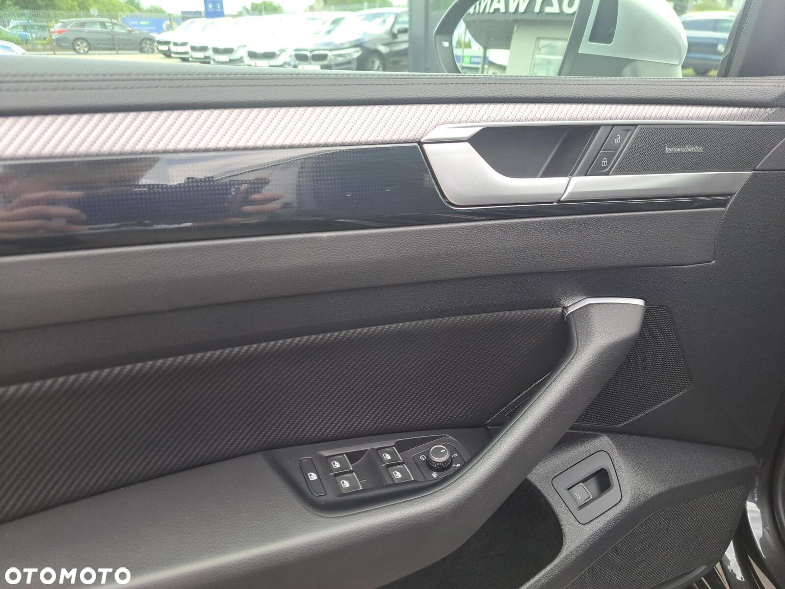 Volkswagen Arteon 2.0 TSI 4Motion R DSG - 19