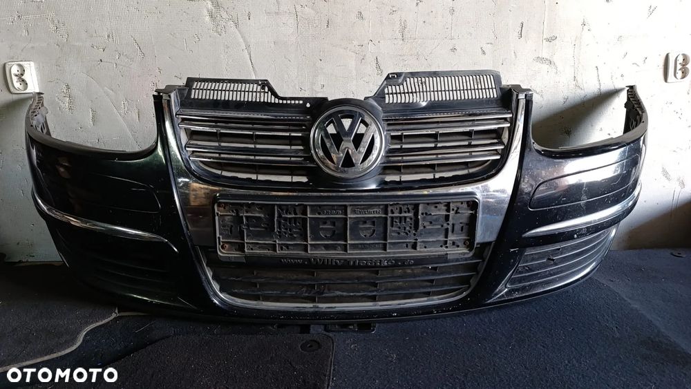Zderzak grill przedni przod VW GOLF V 5 kombi i VW JETTA