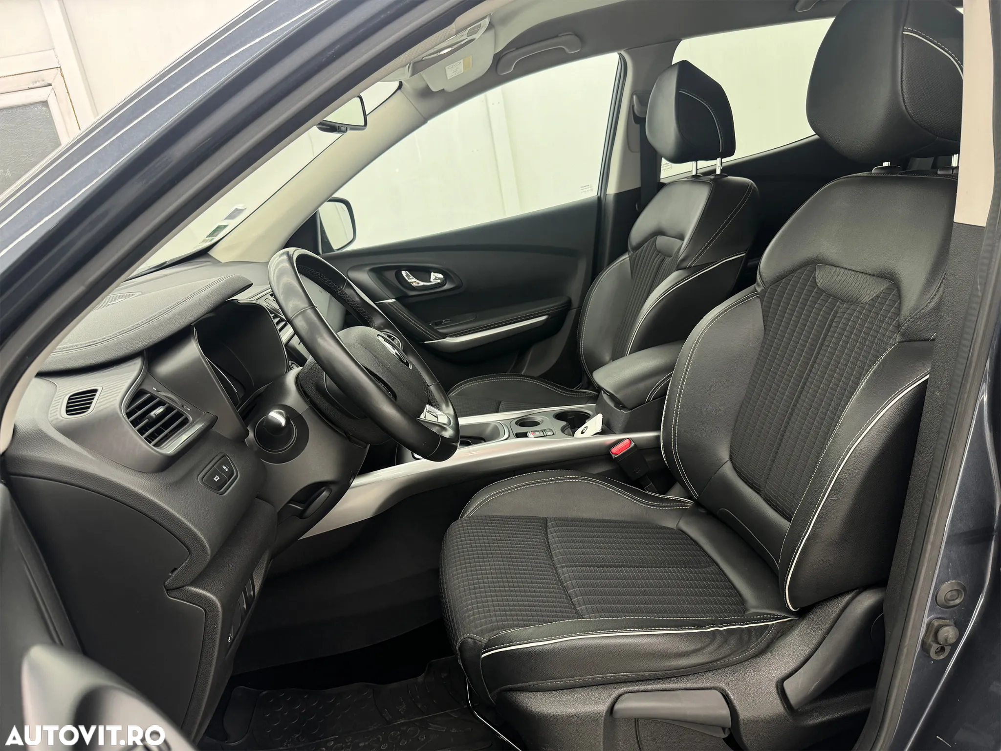 Renault Kadjar Energy dCi 130 X-tronic Bose Edition - 14
