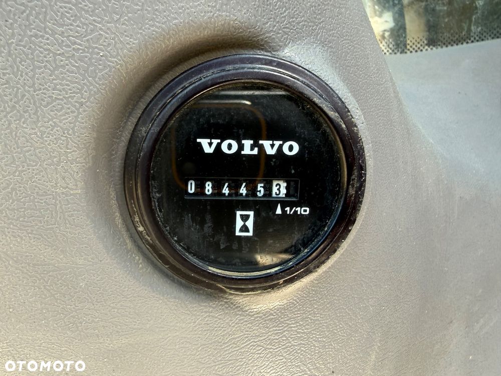 Volvo EC 220 EL - 30