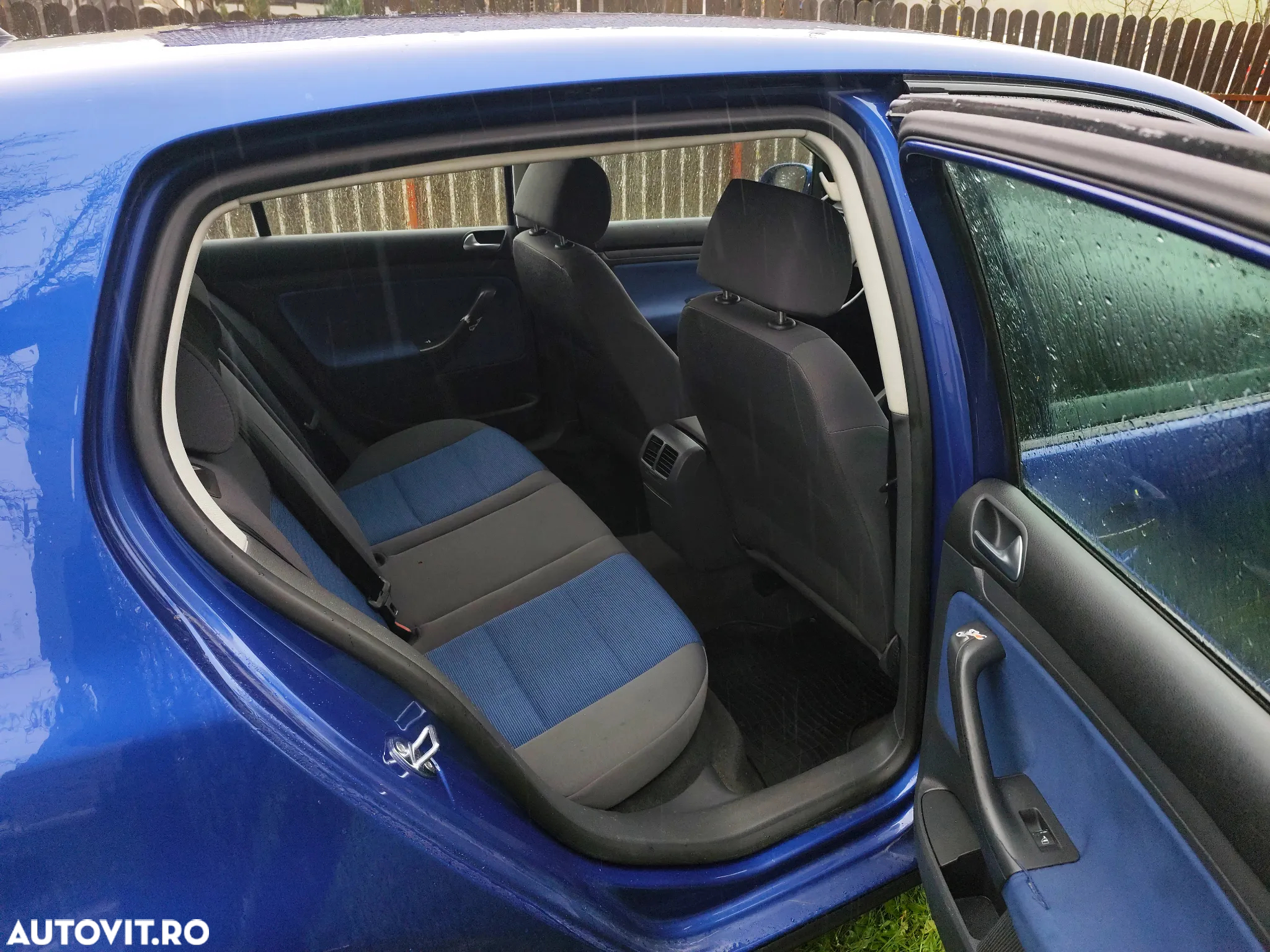 Volkswagen Golf 1.6 Comfortline - 6