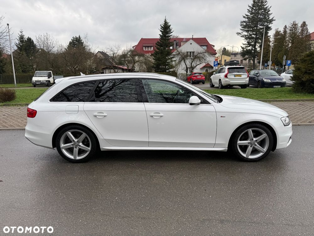 Audi A4 Avant 2.0 TDI DPF clean diesel quattro S tronic S line Sportpaket - 3
