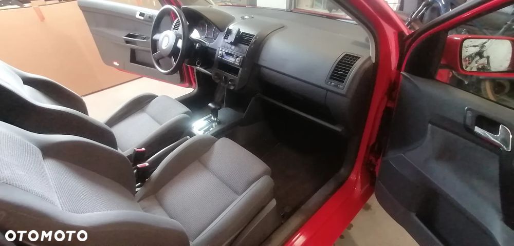 Volkswagen Polo - 6