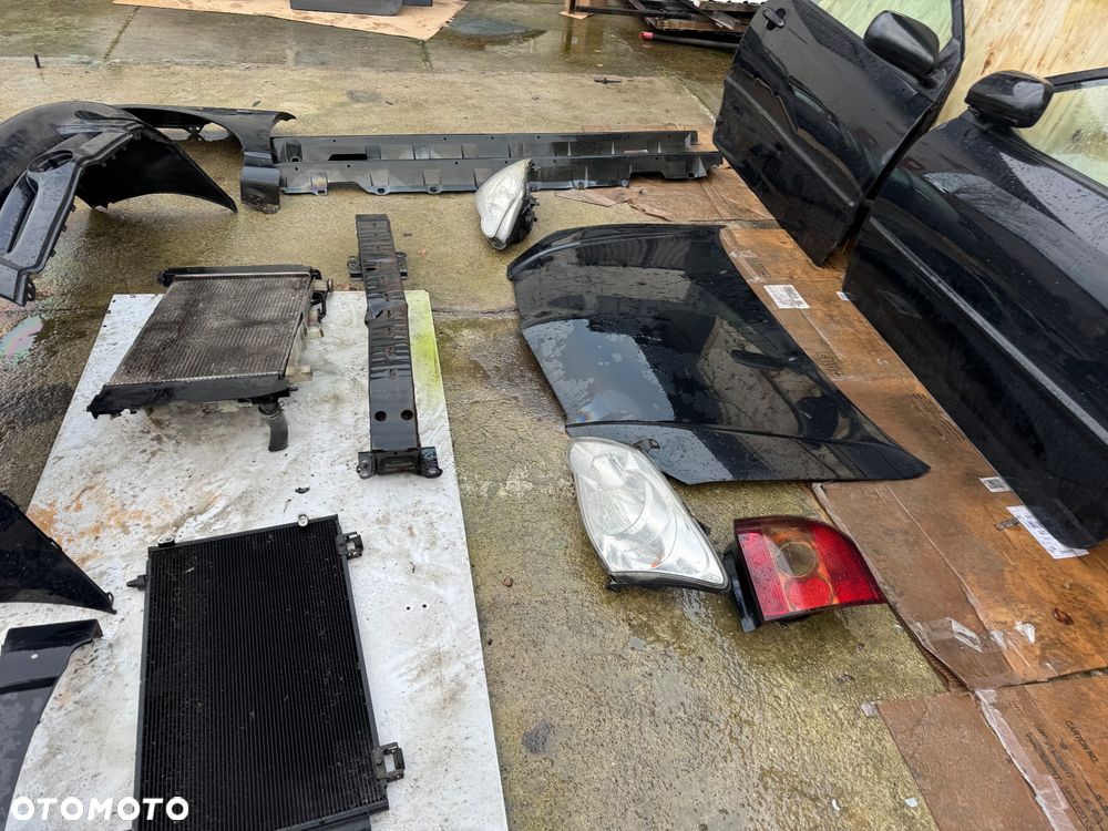 Toyota corolla e12 maska zderzak przód drzei prawe lewe progi nadkole błotnik prawy lewy klapa tył tylnia klapa bagażnika lusterko kod lakieru 209 czarny fb15 - 9