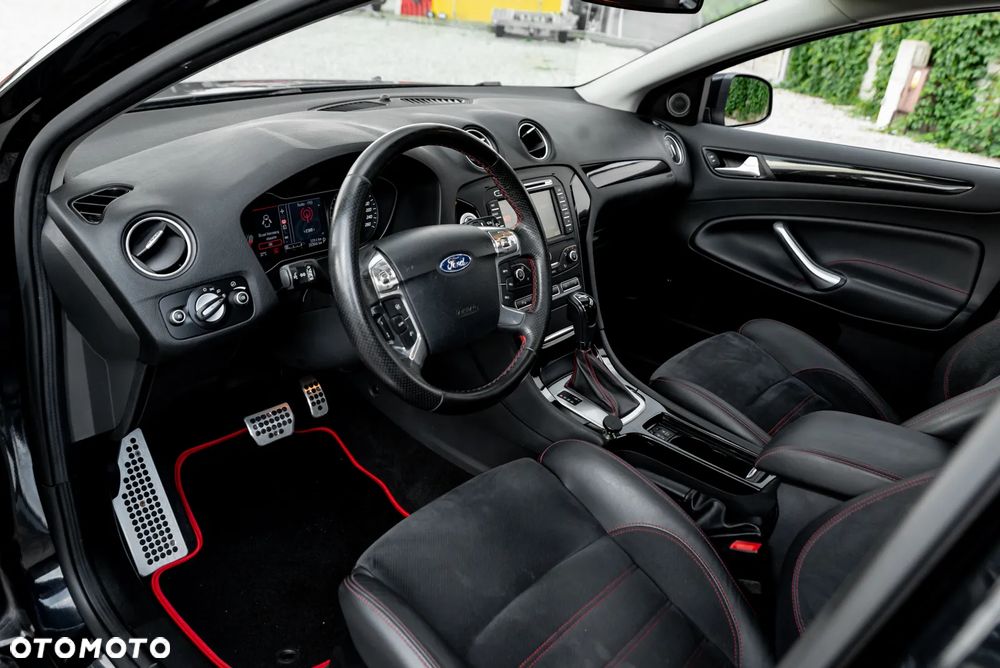 Ford Mondeo 2.0 EcoBoost Titanium S - 17