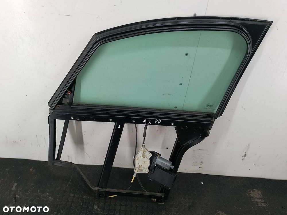 PODNOŚNIK SZYBY PRAWY PRZÓD Z STELAŻEM AUDI A2 8Z0837754A  8Z1959802 - 5