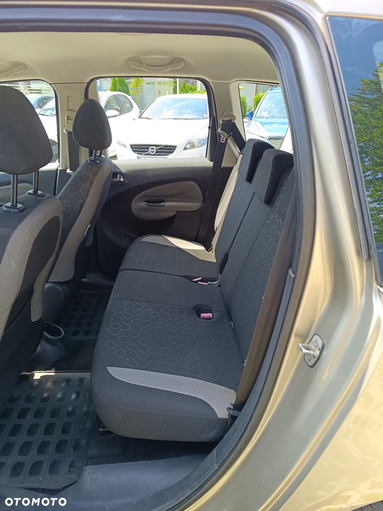 Citroën C3 Picasso 1.4i Attraction - 36