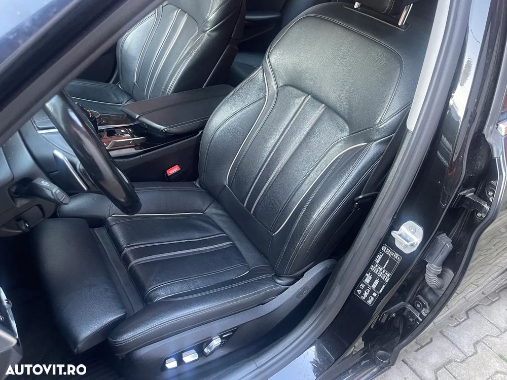 BMW Seria 5 540i xDrive Aut. Luxury Line - 9