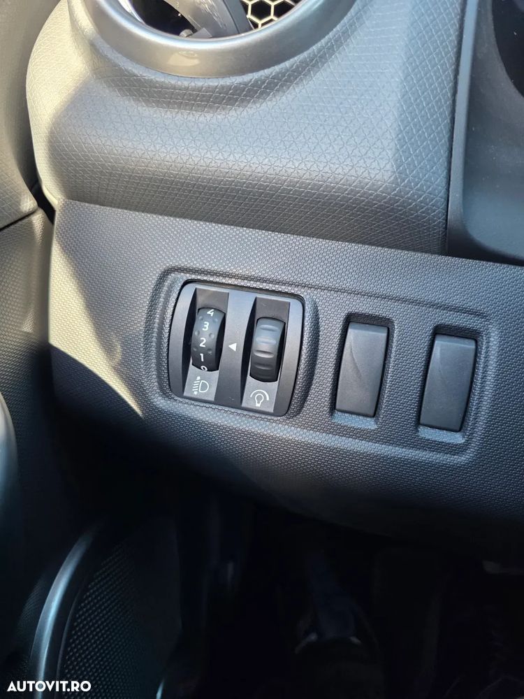 Renault Clio ENERGY TCe 120 EDC GT - 23