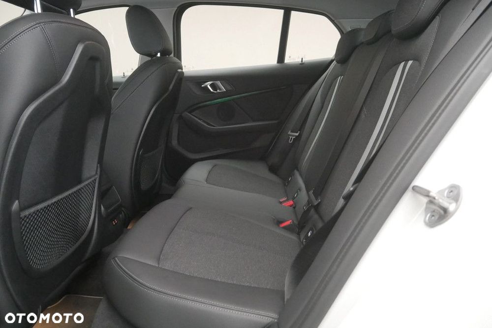BMW Seria 1 - 15