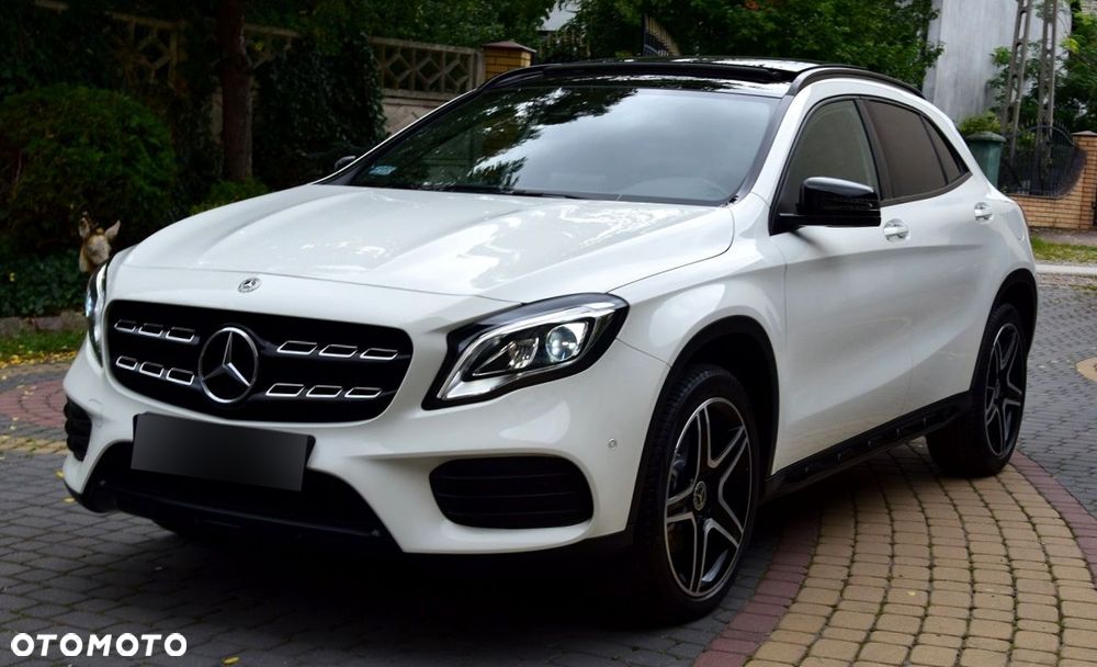 Mercedes-Benz GLA 250 4-Matic AMG Line - 22