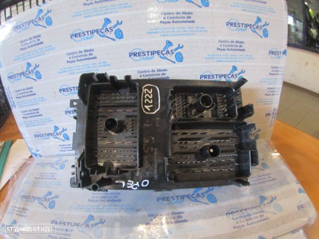 Caixa Fusiveis 13449210 1110224AB OPEL ASTRA J 2015 1.6 CDTI 110CV 4P BRANCO GM Danificado - 4