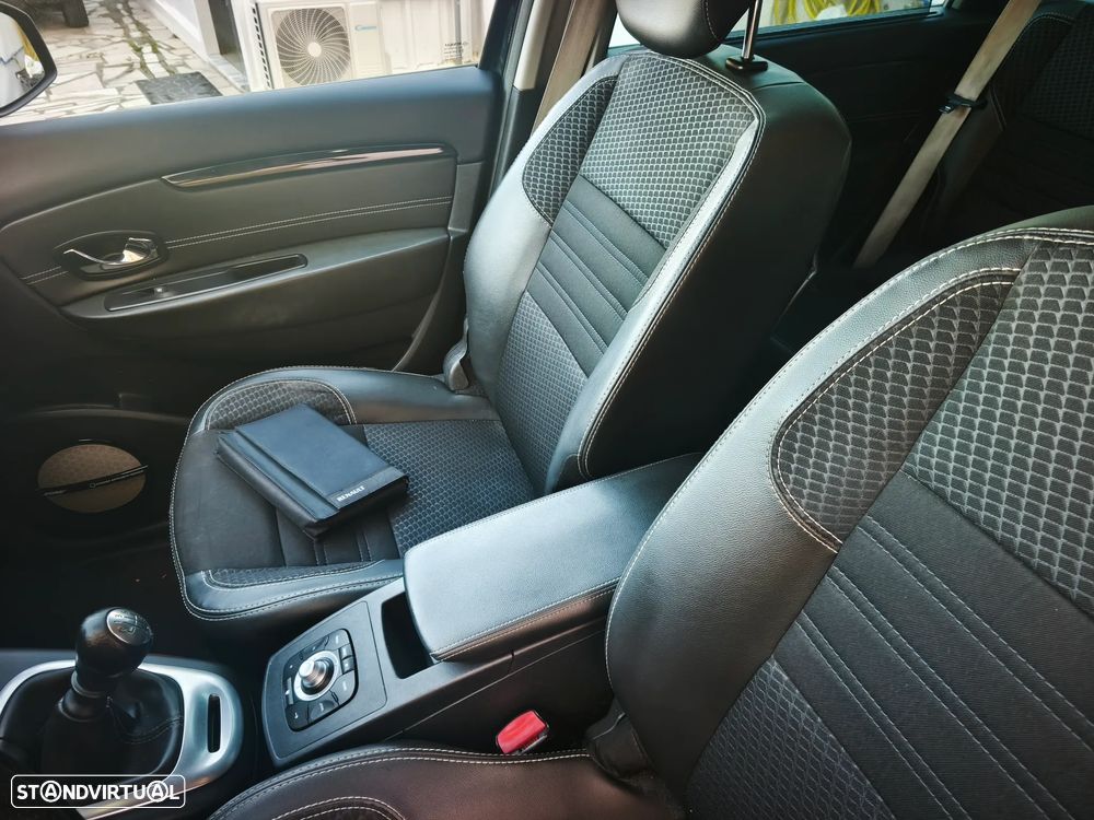 Renault Scénic Energy dCi 110 S&S Bose Edition - 25