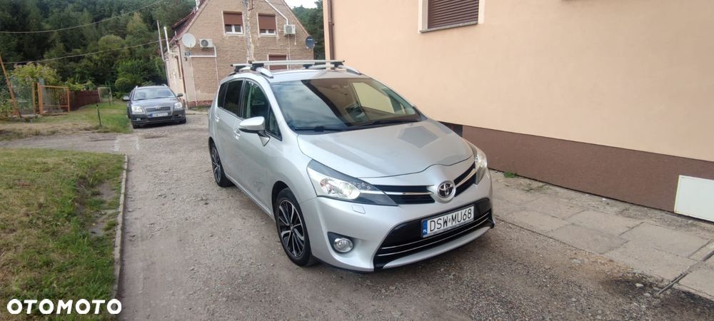 Toyota Verso 1.8 Prestige MS 7os EU6 - 1