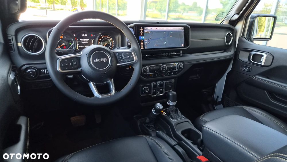 Jeep Wrangler Unlimited GME 2.0 Turbo Sahara - 38