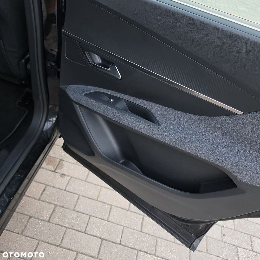 Peugeot 5008 BlueHDI 130 Active Business-Paket - 24
