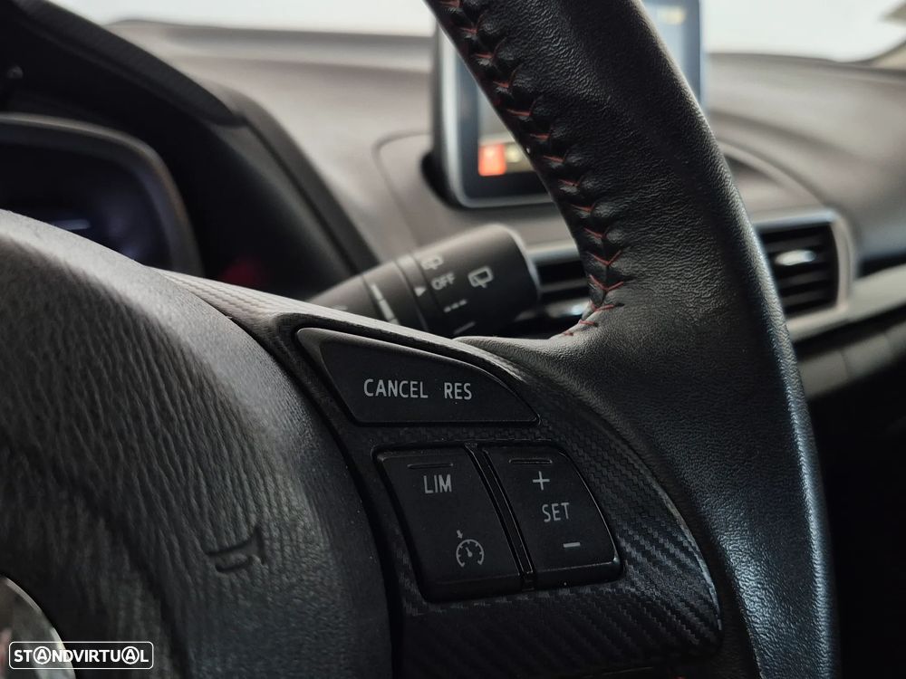 Mazda 3 1.5 Sky-G Evolve HS Navi - 19