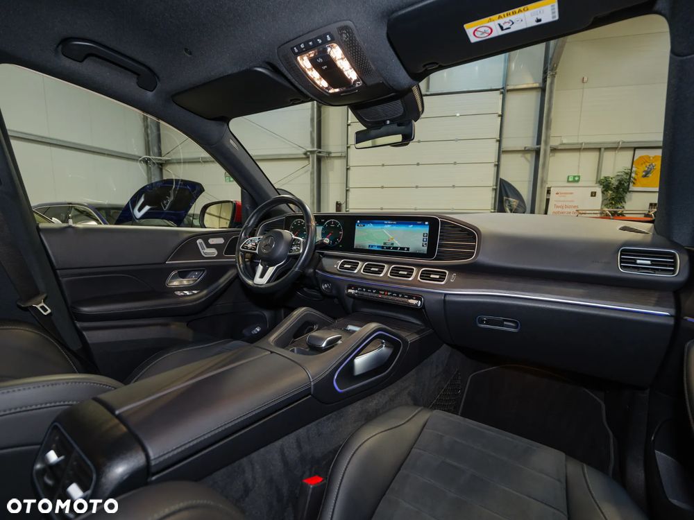 Mercedes-Benz GLE 300 d 4Matic 9G-TRONIC AMG Line - 23