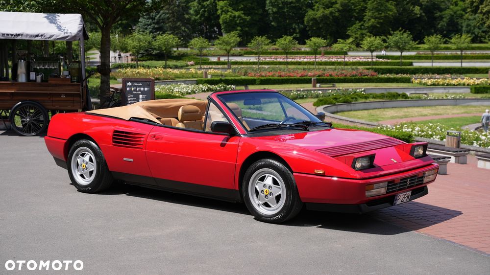 Ferrari Mondial - 1