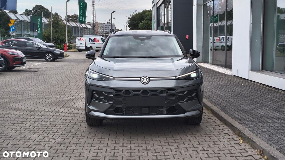 Volkswagen T-Roc - 3
