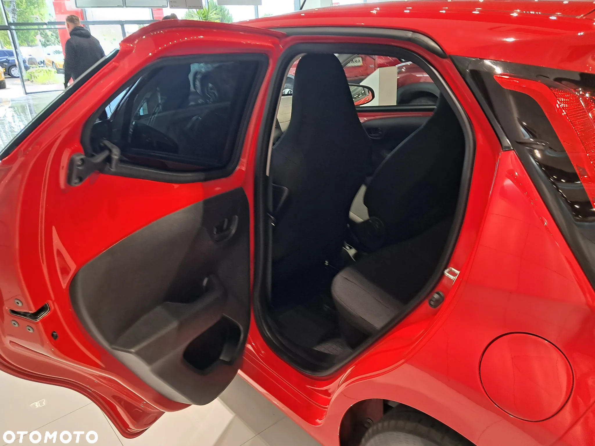 Toyota Aygo 1.0 VVT-i Color Edition - 16