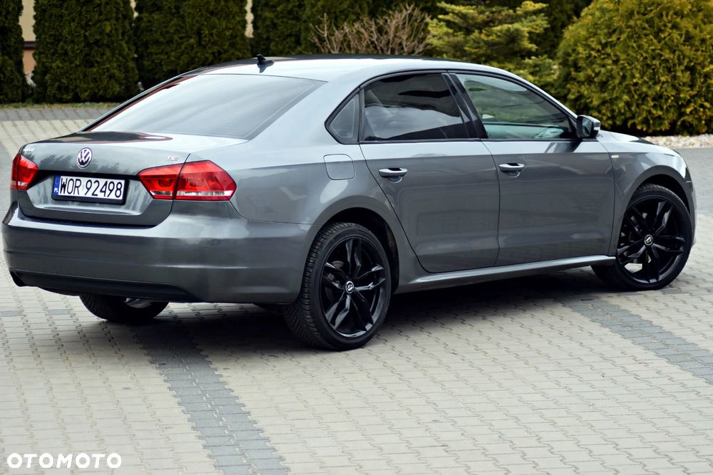 Volkswagen Passat - 19