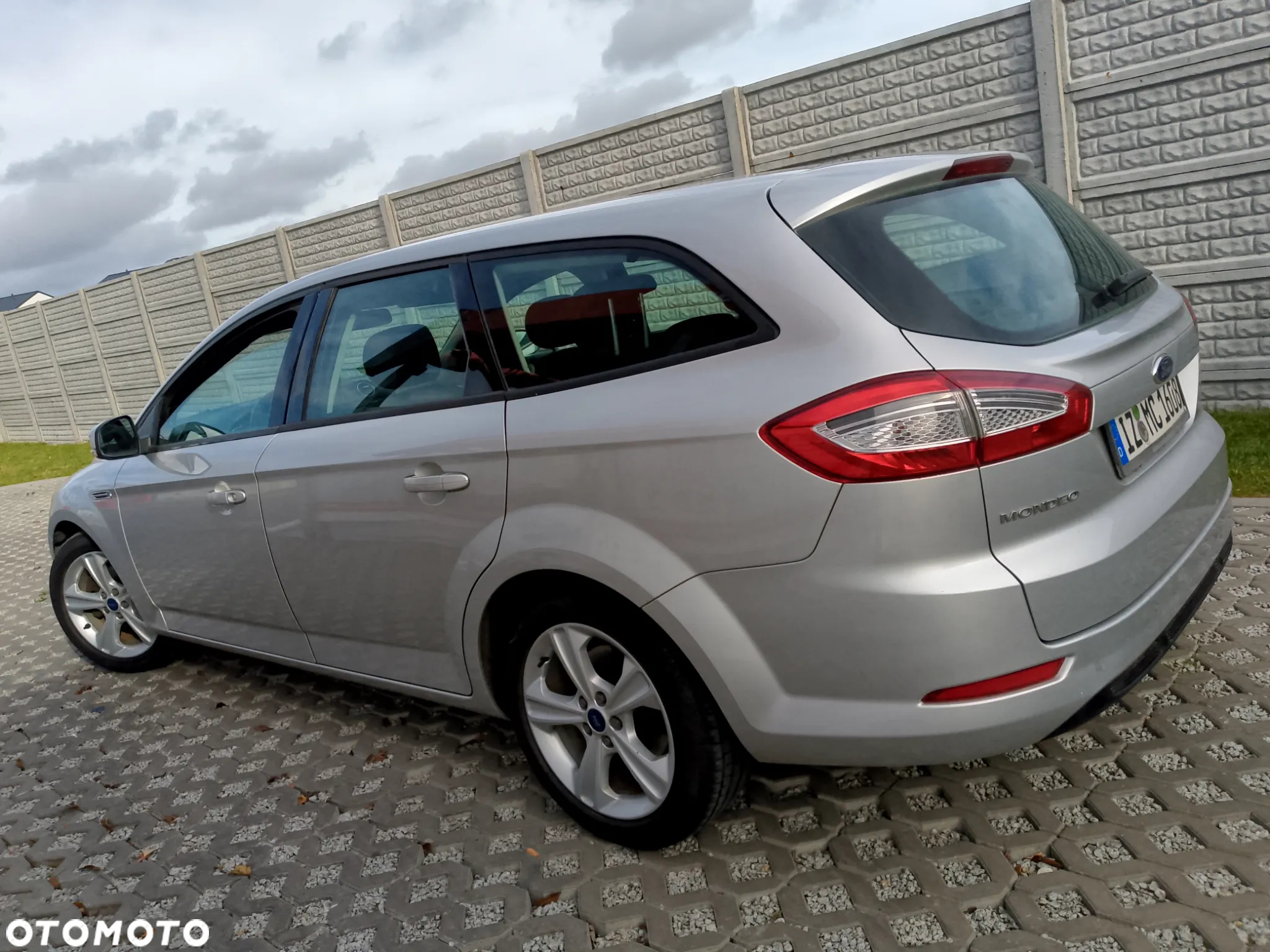 Ford Mondeo 1.6 TDCi ECOnetic Start-Stopp Ambiente - 4